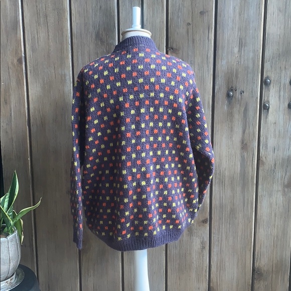 United Colors of Benetton •sweater - Picture 6 of 11